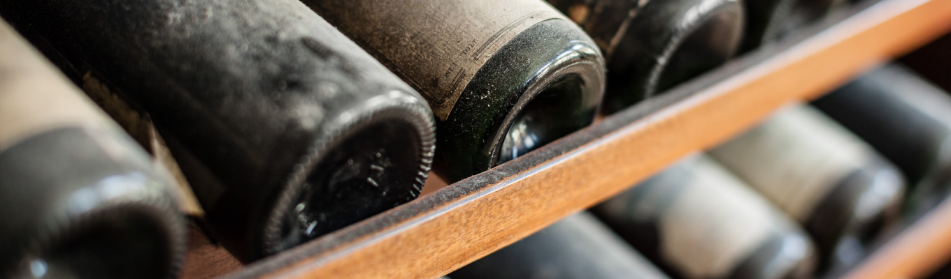 Como se calcula o tempo de guarda de um vinho?